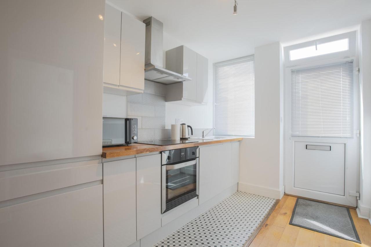 Entr - Modern Apartments In Windsor Kültér fotó